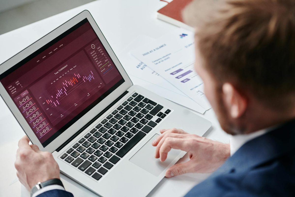 AI Πρόβλεψη Απώλειας Πελατών — Πώς οι Μικρές Επιχειρήσεις Κρατούν τους Καλύτερους Πελάτες τους το 2026