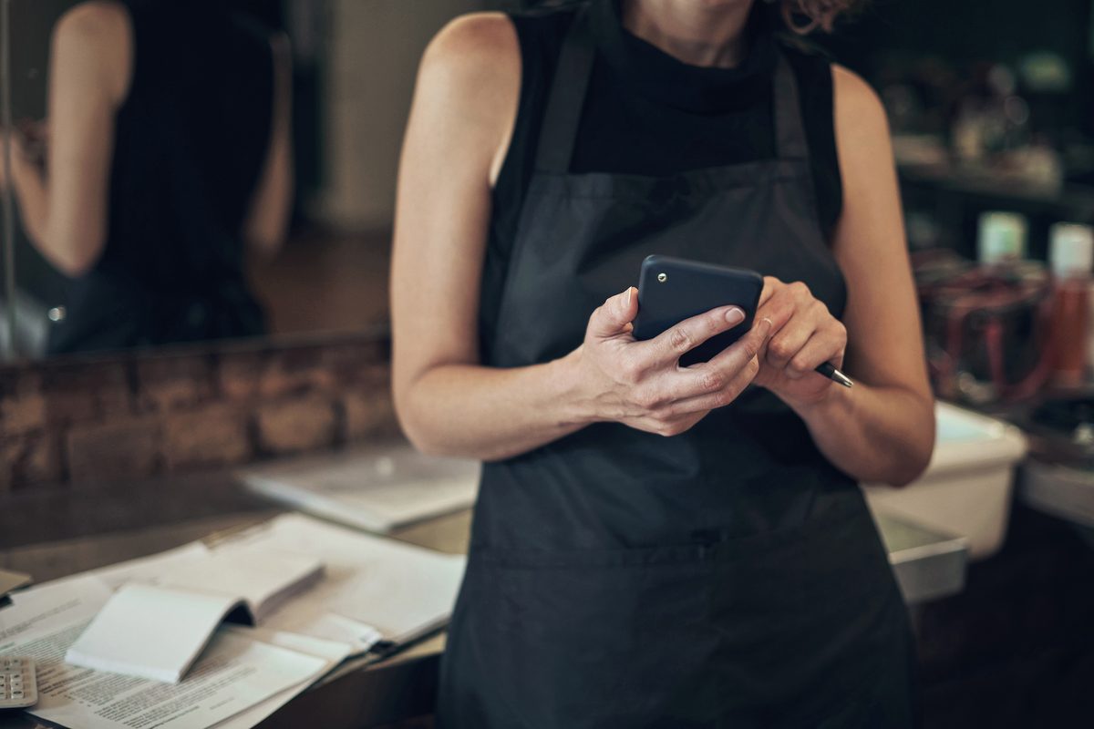 Πώς Φέρνουν Κρατήσεις από το Instagram τα Μικρά Ξενοδοχεία, τα Καφέ και τα Στούντιο Ευεξίας το 2026;